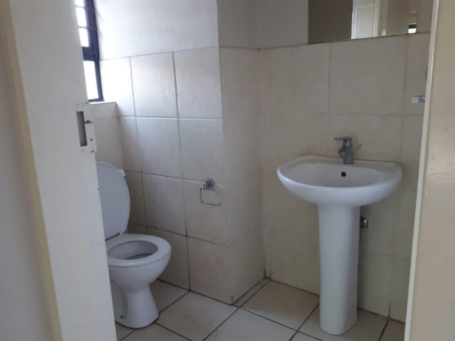 2 Bedroom Property for Sale in Mooivallei Park North West